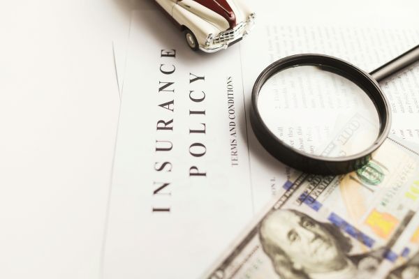 Insurance policy 600x400